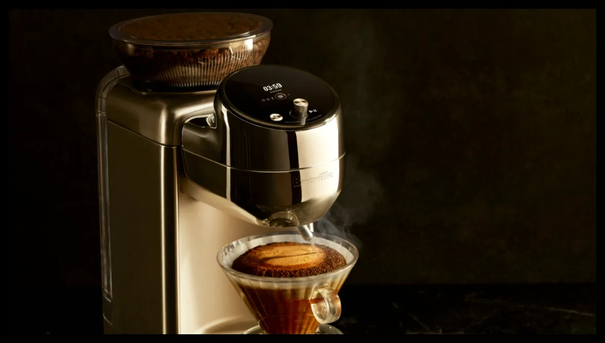 دستگاه قهوه‌ساز ۶۰۰ دلاری Breville با آسیاب داخلی و قابلیت تهیه قهوه Pour-Over